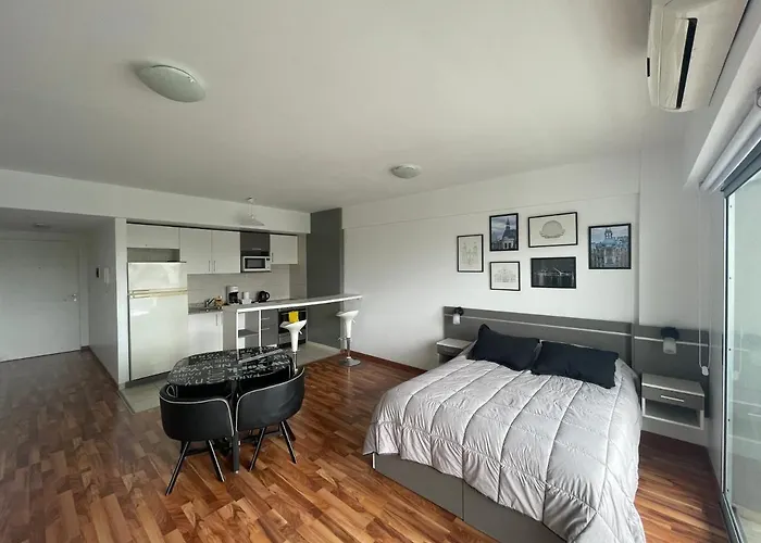 Metropolitan Highline Apartments